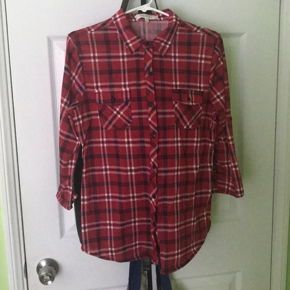 Red plaid top